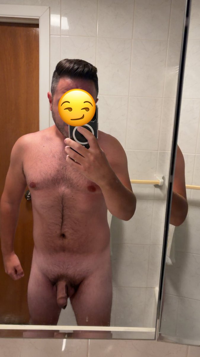 franco5141's tweet photo. Soft cock and side butt https://t.co/TrRQZ1RSCm