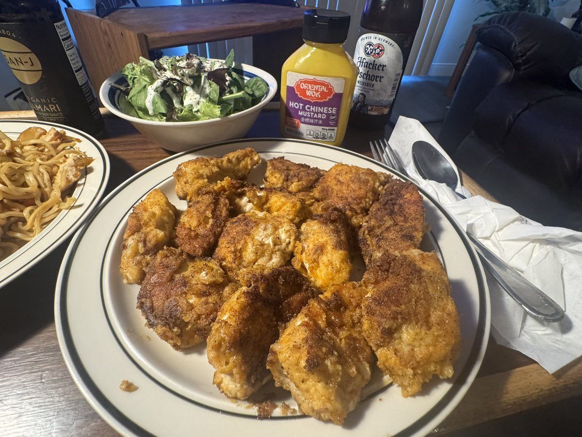 KyleRomeis's tweet photo. Prepared some MFin Chinese Food 😏 https://t.co/XgcImN2azJ