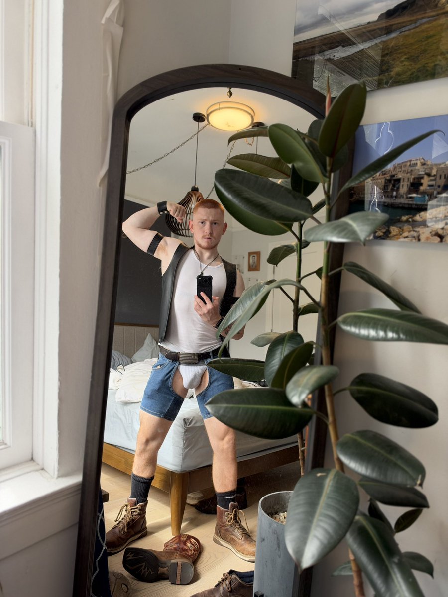 kingrialmo's tweet photo. First ever Folsom was so much fun
#folsom https://t.co/YIBLjFRwC2