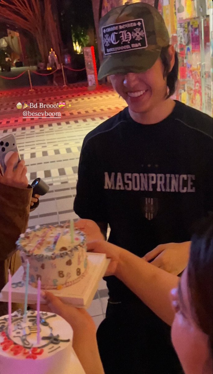 abenthu's tweet photo. wdym all of boom's friends arranged a outdoor birthday party for him and they all celebrated tgther like hear his giggles and look at that big smile, how can anyone hate this precious boy?!? im sobbing rn https://t.co/ErTKeKoIMg
