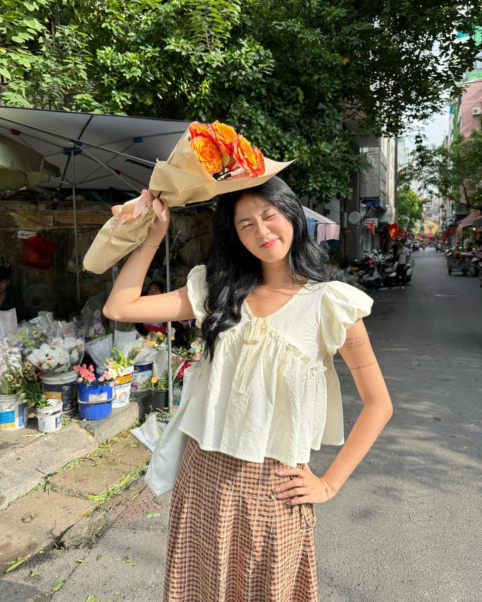 peladodularu_'s tweet photo. 犬派？猫派？それとも別の動物が好き？ ☕🤷‍♂️
vTt https://t.co/7n5fJlYWqn