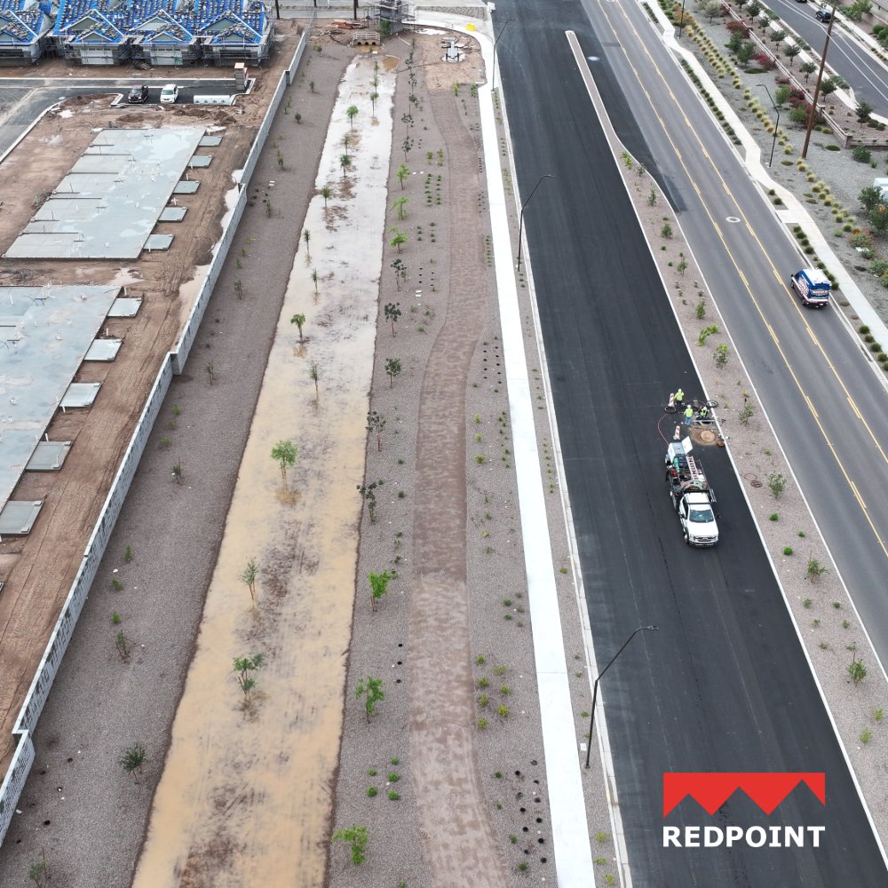 RedpointC's tweet photo. Earthwork and mass grading are progressing in Queen Creek, AZ. Utility crews are installing key infrastructure for regional growth and community development. 

#RedpointContracting #CommunityGrowth #QueenCreek https://t.co/i0sCSQh5fS