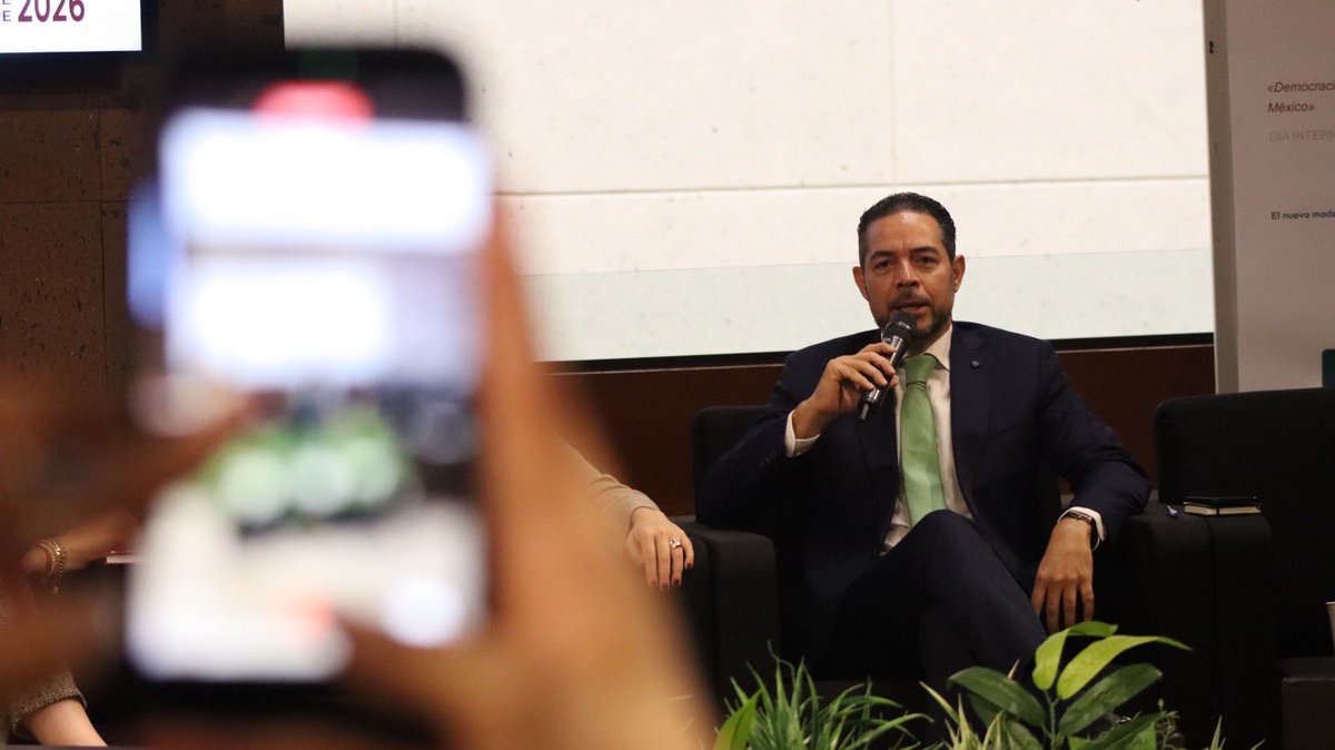 inap_mx's tweet photo. 📸 Te compartimos la primera parte de la #GaleríaFotográfica de la Jornada por la Transparencia y el Derecho a Saber, realizada en el marco del Día Internacional del Acceso Universal a la Información, en la @Mx_Diputados.
#INAP #DerechoASaber #Transparencia https://t.co/spkpsurUwK