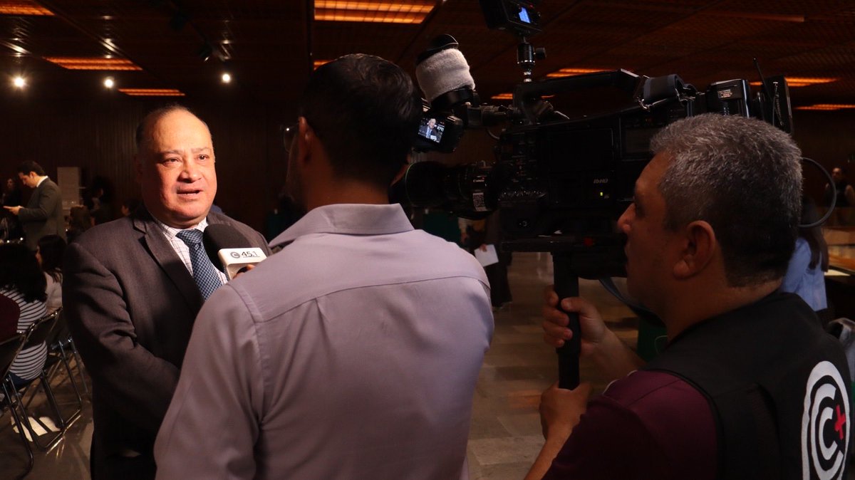 inap_mx's tweet photo. 📸 Te compartimos la primera parte de la #GaleríaFotográfica de la Jornada por la Transparencia y el Derecho a Saber, realizada en el marco del Día Internacional del Acceso Universal a la Información, en la @Mx_Diputados.
#INAP #DerechoASaber #Transparencia https://t.co/spkpsurUwK