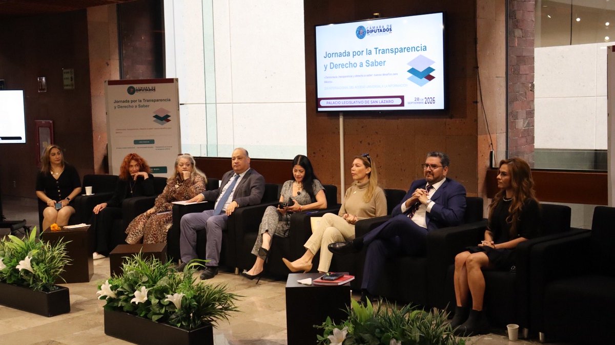 inap_mx's tweet photo. 📸 Te compartimos la primera parte de la #GaleríaFotográfica de la Jornada por la Transparencia y el Derecho a Saber, realizada en el marco del Día Internacional del Acceso Universal a la Información, en la @Mx_Diputados.
#INAP #DerechoASaber #Transparencia https://t.co/spkpsurUwK