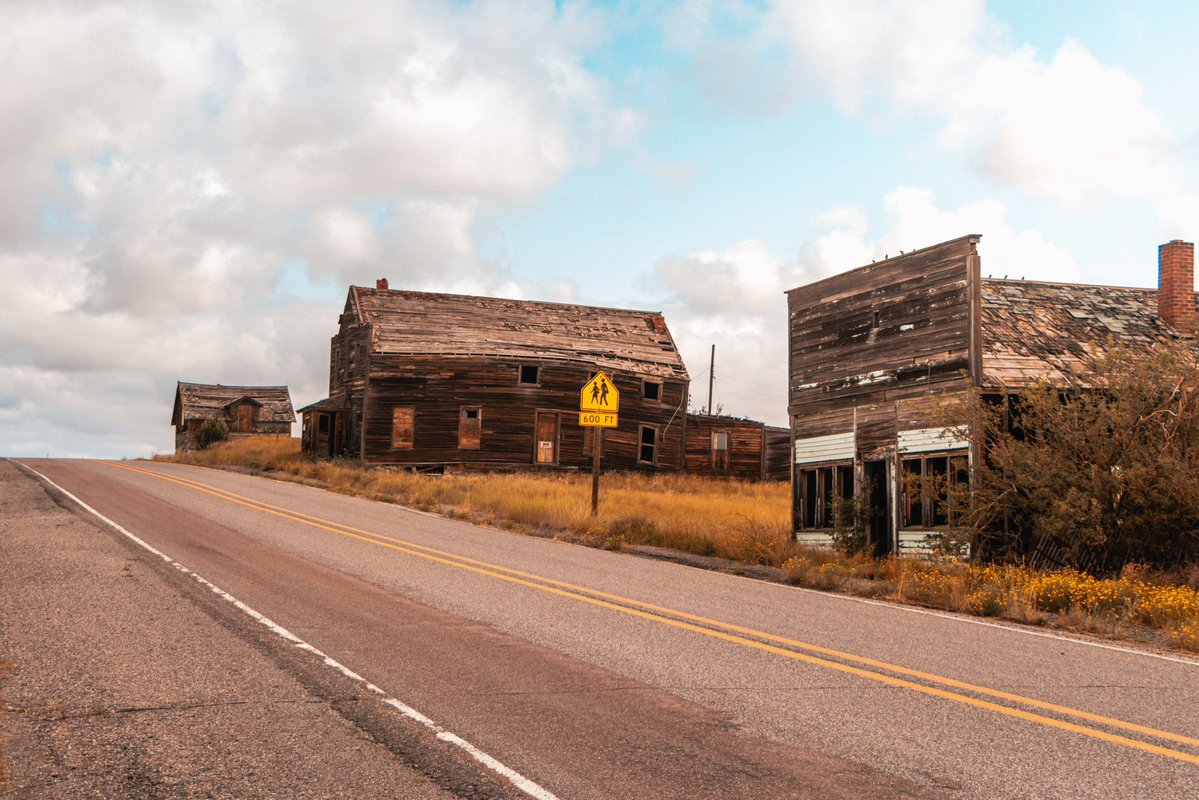 TheJvandy's tweet photo. What We Carry Forward.

Galata, Montana https://t.co/Bt151UyL7W