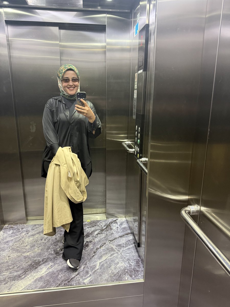 mrymibcn's tweet photo. Ben biraz yürüdüm geldim kafan dağılır dediler de benim ki daha çok karıştı sanki ya https://t.co/dZmyTiuH30
