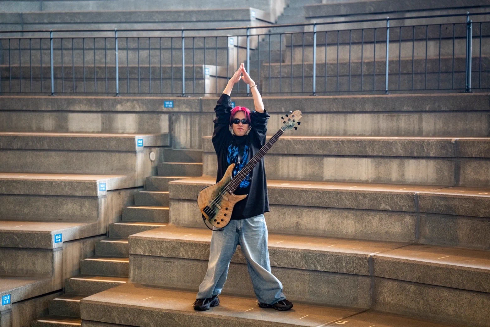 MOMIKEN (@MOMIKENSPYAIR) / X