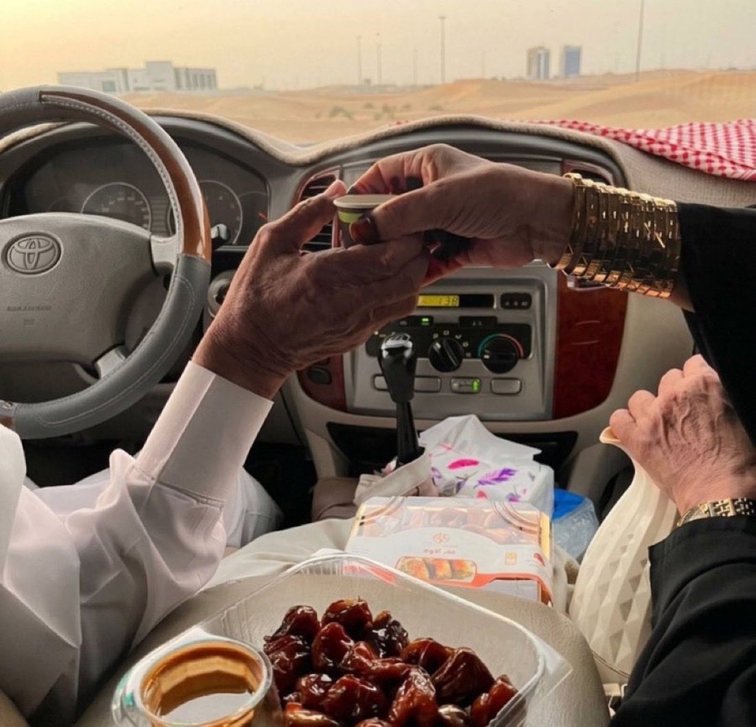 albdr97's tweet photo. تقهويني فناجيلك غلا وماردّ لك فنجال❣️ https://t.co/eTVnBYsg86