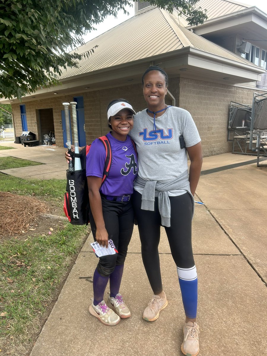 Walkerlauryn27's tweet photo. Had a great time at Tennessee State University Softball Camp! I’m grateful for the opportunity to compete, learn, and showcase my skills. Thank you to the TSU coaching staff for having me! I really enjoyed my time on campus and learning more about the program! @TNStateSoftball https://t.co/5kVKmqOP35