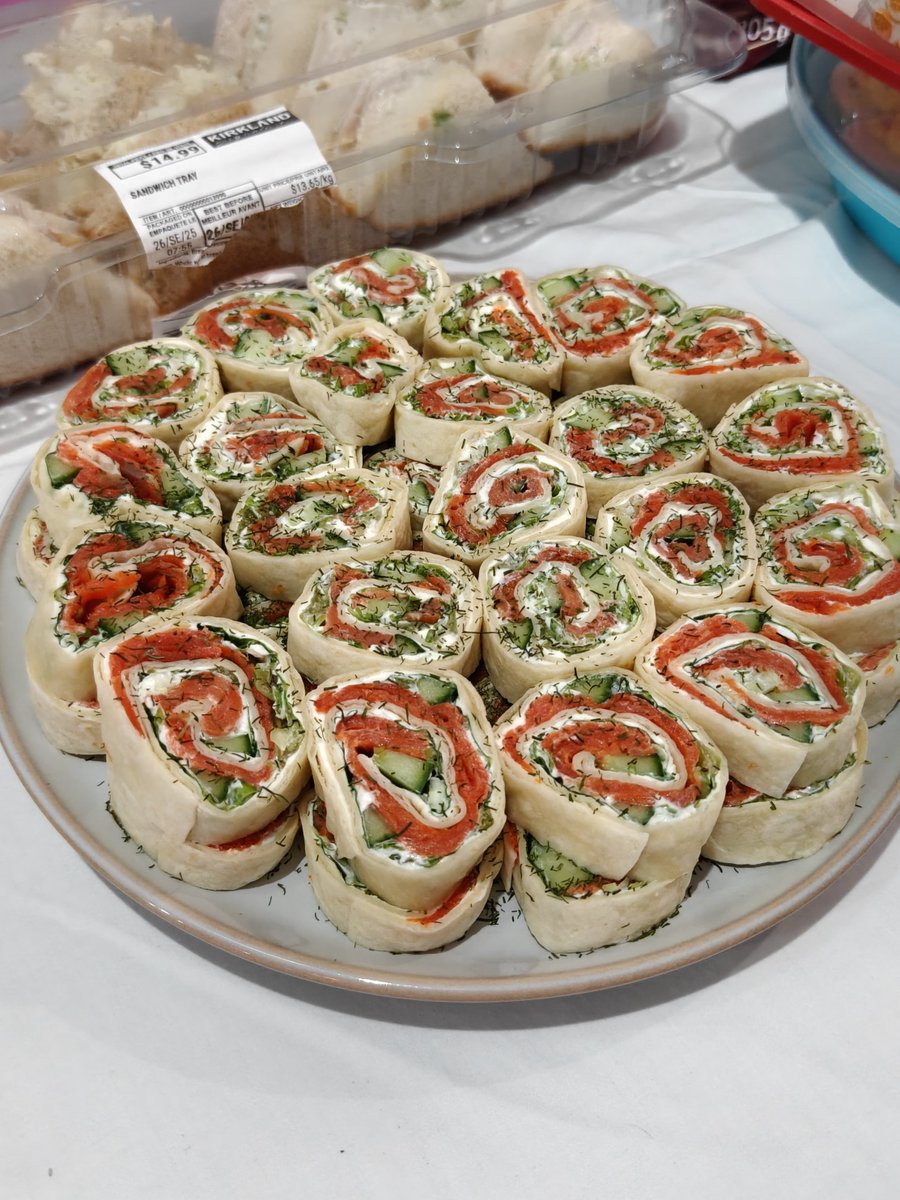 greed_hs's tweet photo. @MeleeCreepsDL I celebrated last night and ate the pizza before I remembered to take a pic. Here's some pinwheels to celebrate instead https://t.co/UmtijqVyMT