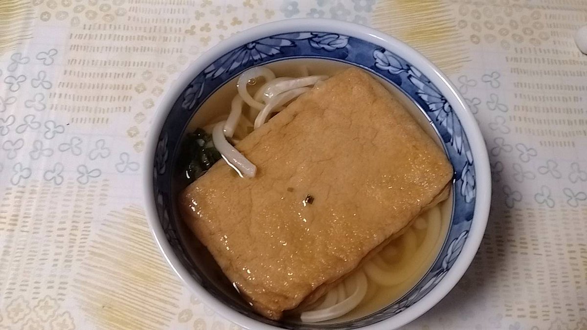 warrinc5's tweet photo. 昨日のお昼は、きつねうどん
夜は、野菜炒めと餃子
今朝のモーニングプレート https://t.co/BqCNlfWgHX