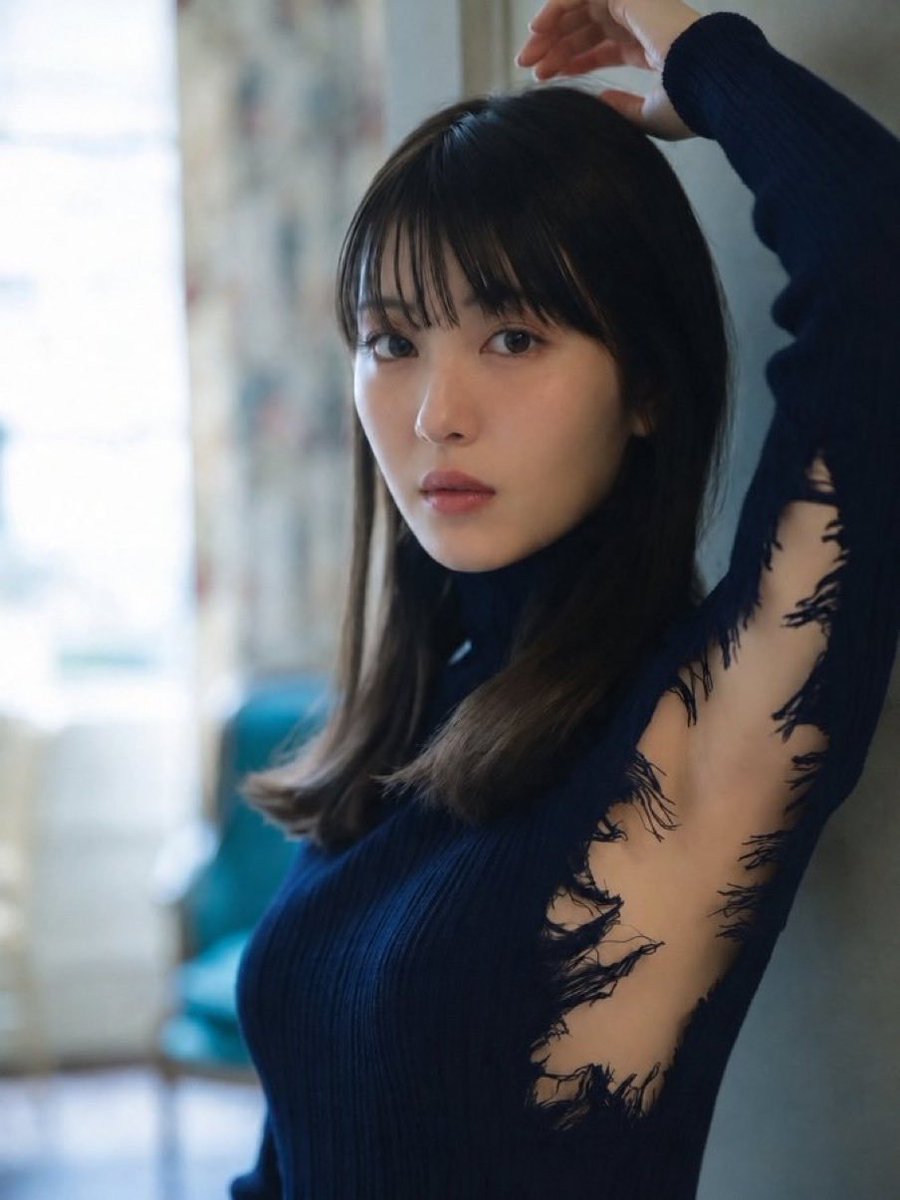 p_a_triot's tweet photo. エロい。
腋舐めて嫌々してる顔を見ながらピクピクさせてえっちなモードにさせたい♥
#浜辺美波 https://t.co/AmdUWWZlY5