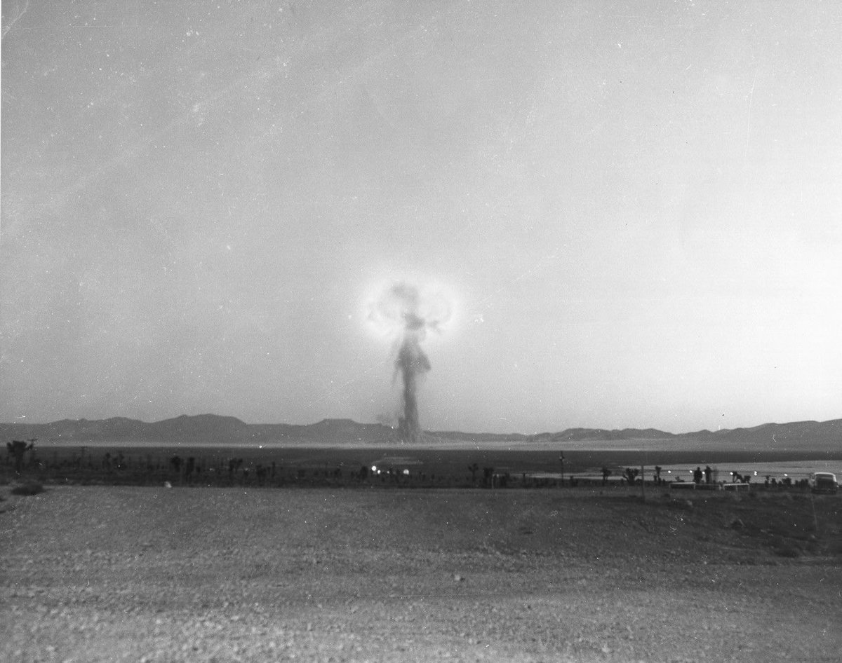 atomicarchive's tweet photo. «Charleston» nuclear test, 12 kilotons, air burst (balloon) 460 m, Nevada Test Site, 6:00 a.m. September 28, 1957. https://t.co/QSkDh1o3lF