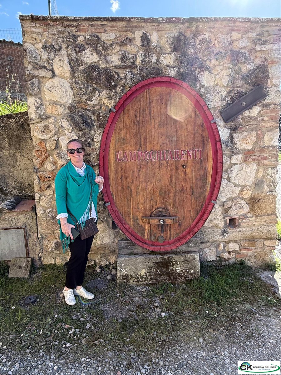 CKTOURS's tweet photo. Tuscan wine country from San Gimignano is a dream come true—vineyard views, golden-hour tastings, and storybook lanes you'll want to revisit again and again. Let CK Tours build your custom designed travel, #Expressly4U Travel Beyond the Masses and #SeeTheWorld https://t.co/6ffy0TgSTZ
