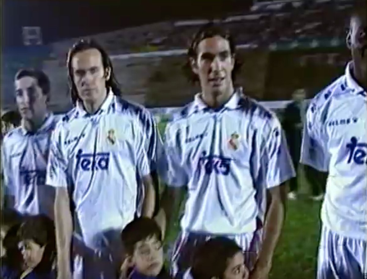 Insfranglz's tweet photo. La Albirroja ante clubes 🇵🇾🔥:

1910: Paraguay 1-5 Hercules de Corrientes 🇦🇷 

1924: Boca Juniors 🇦🇷 0-0 Paraguay 

1924: Boca Juniors 🇦🇷 3-1 Paraguay 

1933: Paraguay 3-0 Nacional 🇺🇾

1965: Paraguay 2-1 Ferro Carril Oeste 🇦🇷

1965: Paraguay 1-4 Nacional 🇺🇾

1972: Paraguay 2-1 Boca Juniors 🇦🇷

1973: Paraguay 0-0 Nacional 🇺🇾

1981: Paraguay 2-5 NY Cosmos 🇺🇸

1989: Paraguay 2-3 Nacional 🇺🇾

1993: Paraguay 0-0 Boca Juniors 🇦🇷

1996: Boca Juniors 🇦🇷0-0 Paraguay 

1996: Paraguay 3-1 Real Madrid 🇪🇸

2011: América 🇲🇽 0-0 Paraguay

2014: Paraguay 2-0 Nacional 🇵🇾

2026: NY Red Bulls 🇺🇸v. Paraguay próximamente.

El partido entre Paraguay y Hércules de Corrientes tiene mucha historia detrás, si quieren les traigo también esa historia y sus datos correspondientes 🫡.