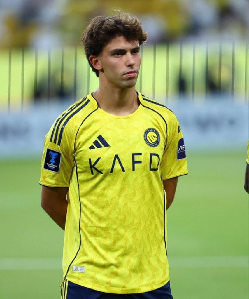 abwrfyf17's tweet photo. "جواو فيليكس لاعب نادي #النصر 

"اعتقد ان نادي #الهلال هو اكبر نادي في الشرق الأوسط وشفنا كان خصم كبير امام مانشستر سيتي وريال مدريد 

"اعتقد لو كان في الدوري الإسباني او الدوري الانجليزي لن يكون خصم سهلا https://t.co/pA2jWz0Hhg
