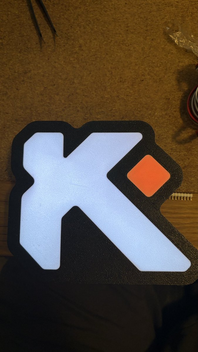 mironcatalin's tweet photo. The @keyframer_dev lightbox its done https://t.co/dUDQ97ax1W