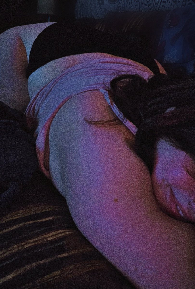 Toastedbunnie3's tweet photo. pov: u come home to ur puppy girl waiting on u🐶🤍#nsfwtwt
#puppygirl
#puppytwt
#Bbw
#doggy https://t.co/92NnZly2zR