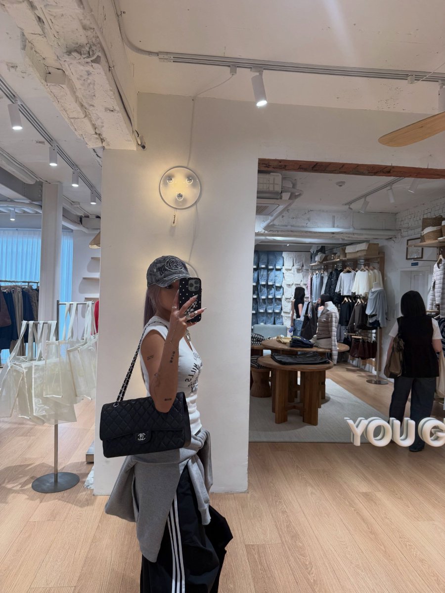 iamnarikim1's tweet photo. I had fun today. Did you? https://t.co/rNl8KwcF9n