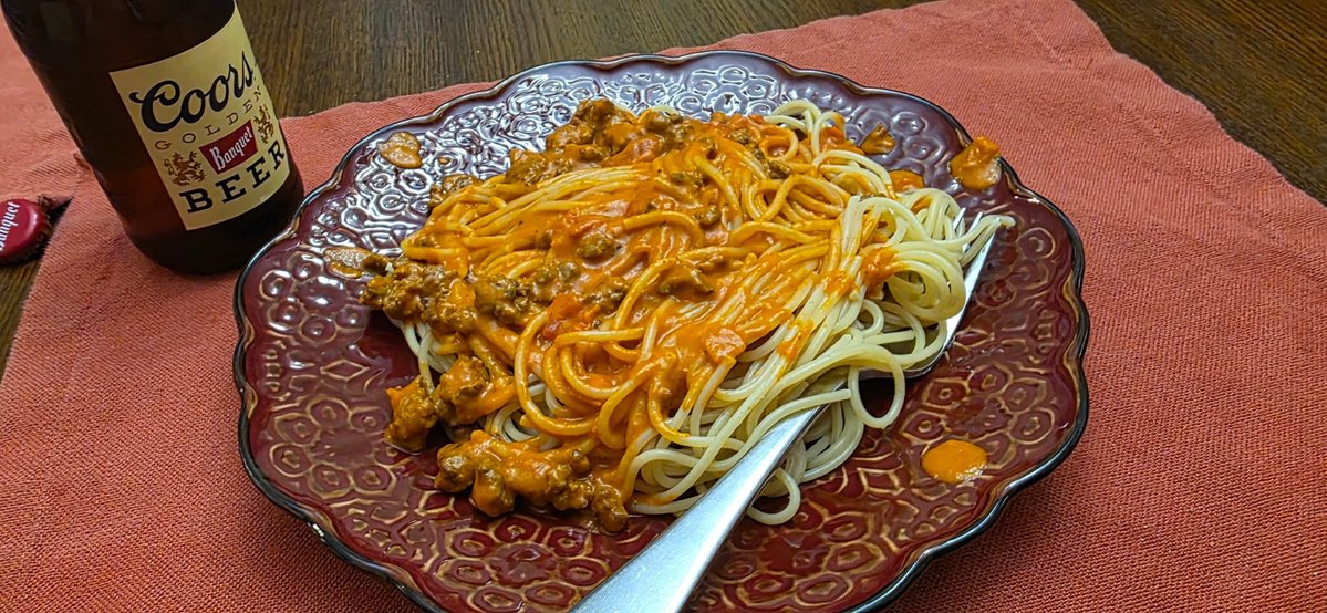 BigCln6c's tweet photo. Tonight's dinner Spaghetti https://t.co/ibBd3xWVXs