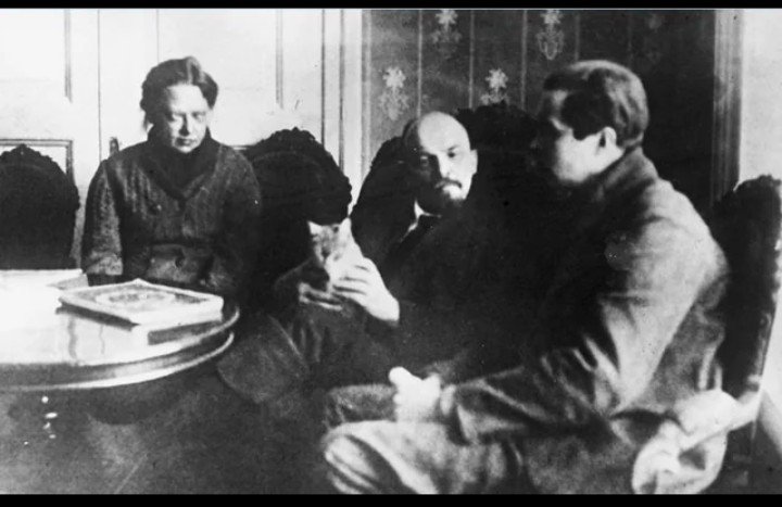 patriach2051's tweet photo. Did you know Lenin was a cat lover? https://t.co/Cb3XxjJAEm