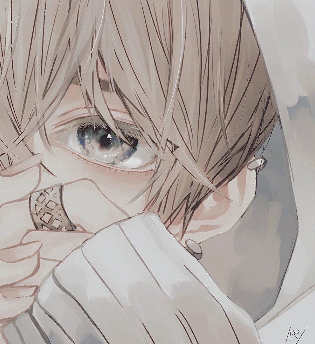 algamel_alam's tweet photo. 昨日、今日は寒いって聞いて、昨日寒かったから、長袖にしたら…
暑い？ https://t.co/4rBolZILvb