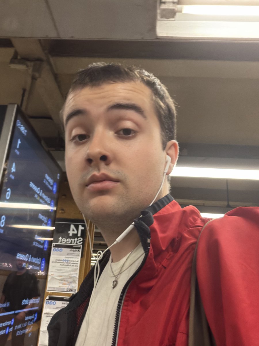 basti3_'s tweet photo. Does the community care about me when I’m not showing nip https://t.co/yhvWlGLpME