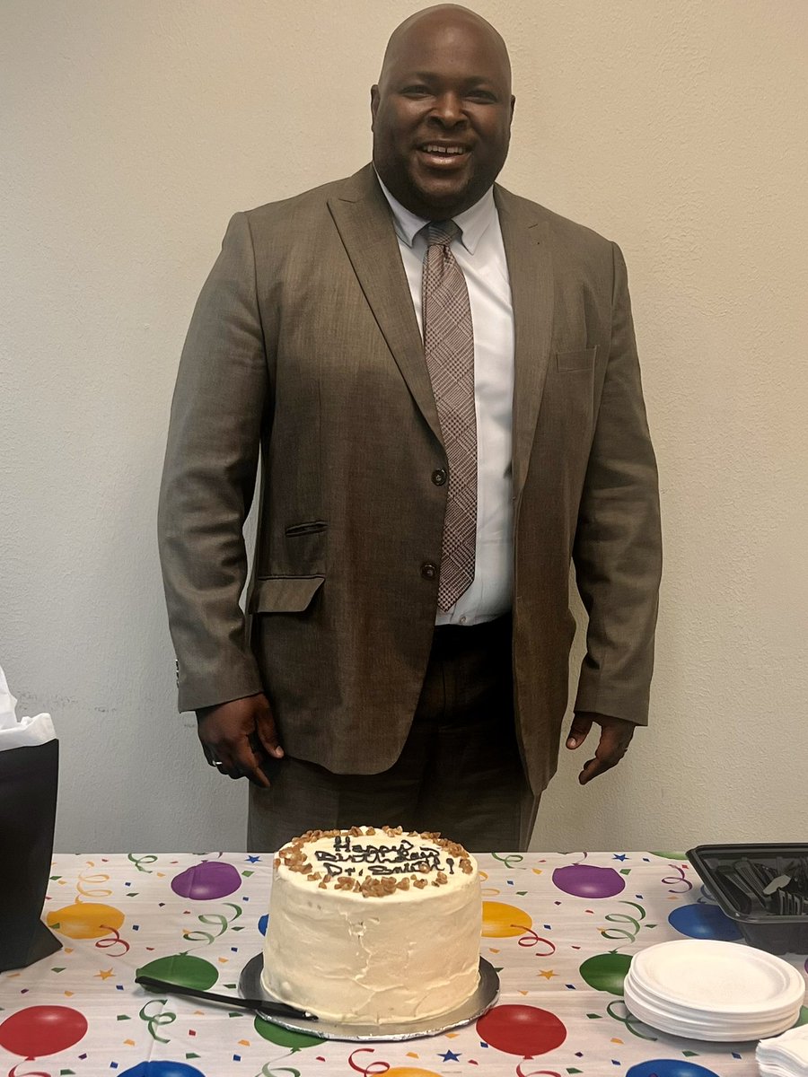 Region3DISD's tweet photo. ๐ Happy Birthday, Dr. Jonathan Smith! @joncalsmith We are inspired by your vision, blessed by your leadership, and grateful for all you do for Region III! ๐
Today, we celebrate YOU! ๐๐๐ฝ #RegionIII @dallasschools @LEAD_DallasISD https://t.co/UzfaqwvQen
