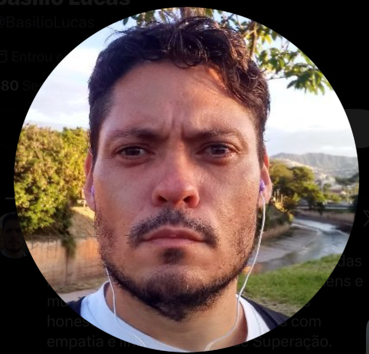 dsonSantos23713's tweet photo. @BasilioLucas @choquei KSKSKSKSKSKSKSKSKSKSKSKSKSKSKSKSKS https://t.co/Ym4fgArrMe