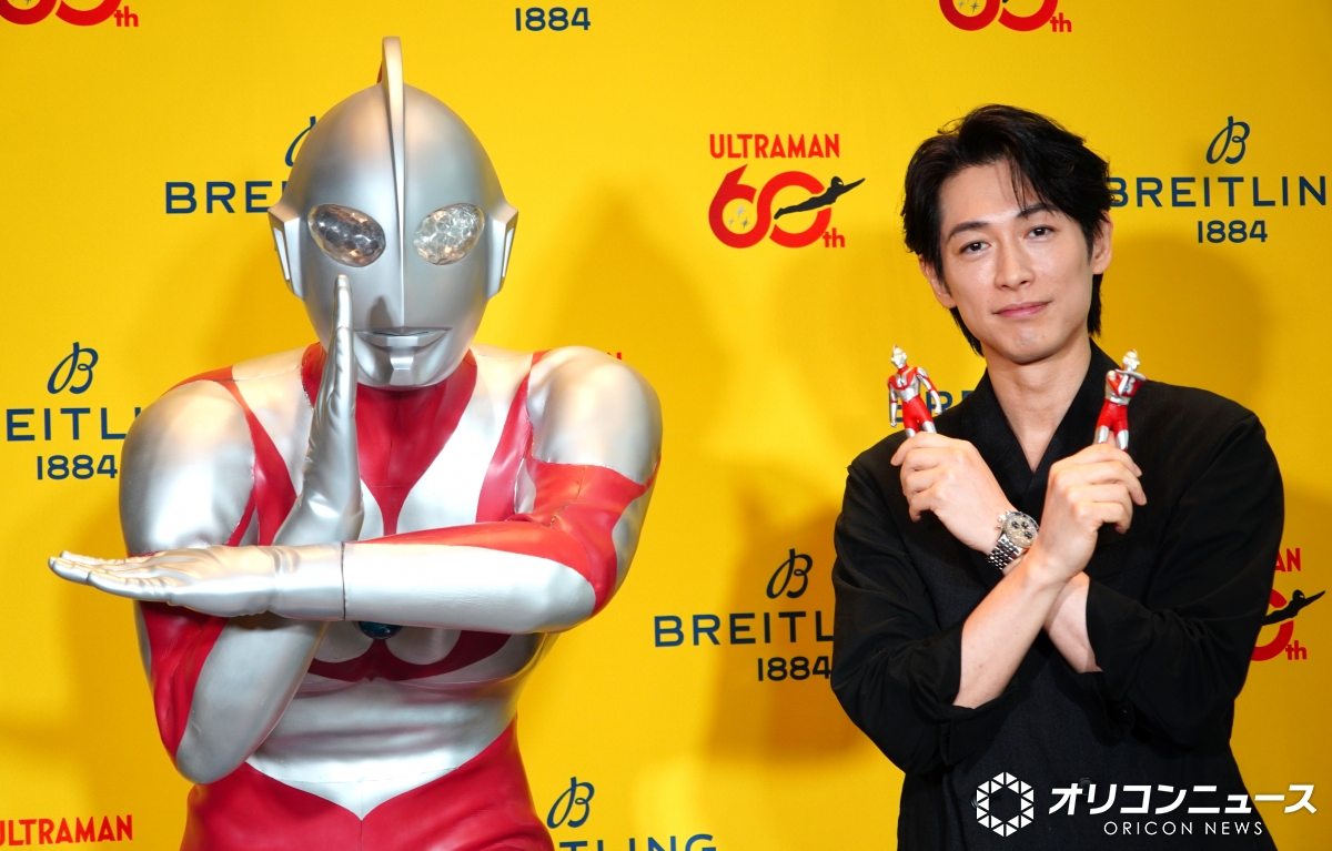 oricon's tweet photo. ディーン・フジオカ、“地元の先輩”円谷英二さん朝ドラ化を熱望「演じさせていただけたら光栄」
https://t.co/edxgHz8ptQ
⠀
家でオフになる瞬間は"お風呂"
「ただの“たつおくん”になる」
https://t.co/YaWiS5LiRE https://t.co/43rfTUImIf