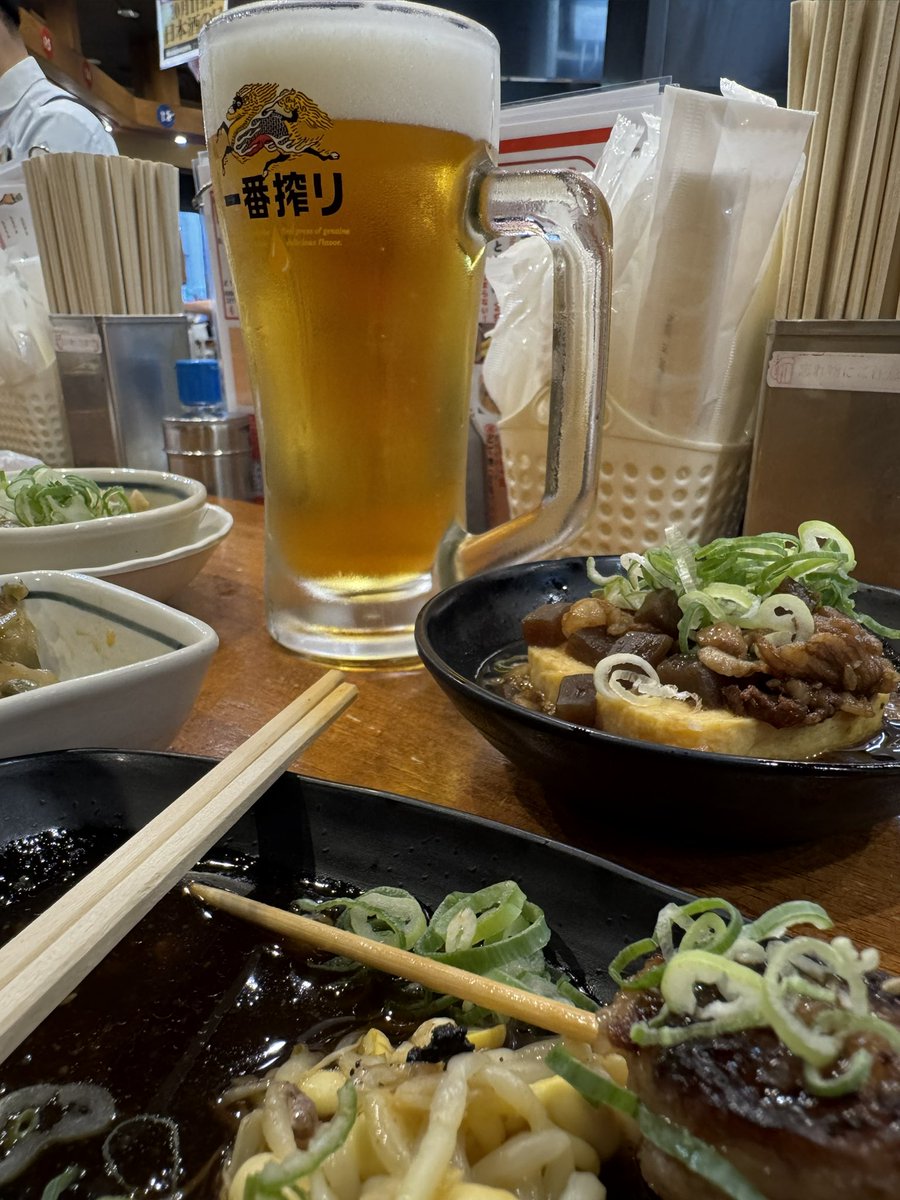 StrongwillDanni's tweet photo. 昼飲み🍺最高やね👍💕︎ https://t.co/tYw1h6Qx9F