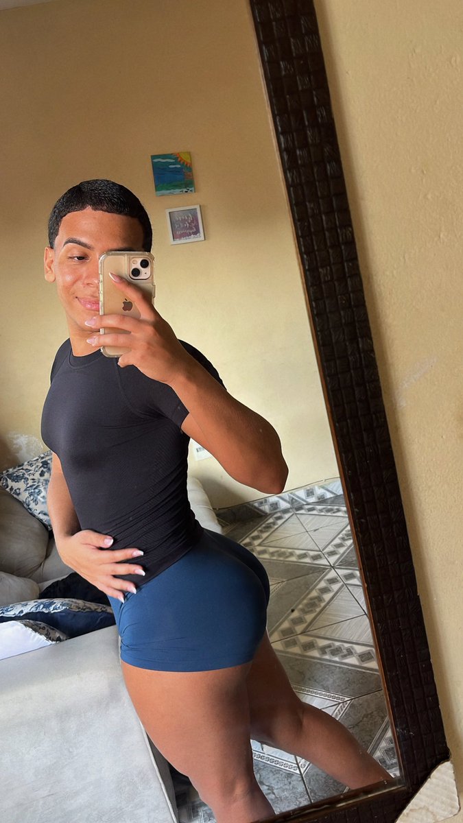 032Santtos's tweet photo. 🥵 https://t.co/MYRaakDrDw