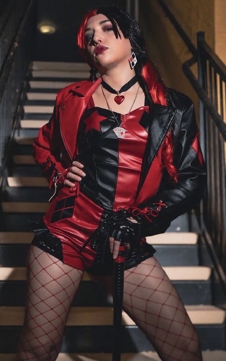 GeekuniqueCos's tweet photo. Finally back with some long awaited new #cosplayphotoshoots! 📸🙌

After a hiatus, I will be posting again more often over the coming weeks/months. 

My birthday 🎉 is coming up at the end of Oct &amp; with Fall finally here, my moods been better lately! 🎃🧡 https://t.co/jZPFMjyzIz