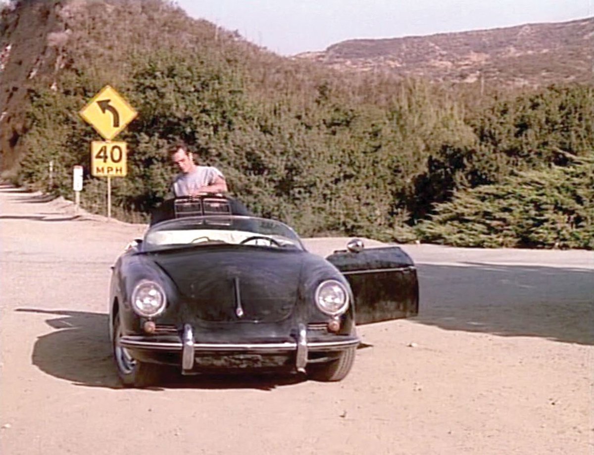 fanajacobs's tweet photo. @booksandmulder dylan mckay’s porsche is a highlight https://t.co/TpWsSowwHh