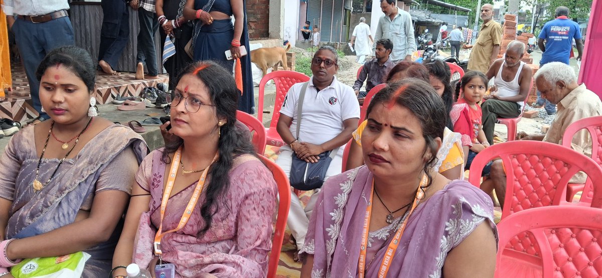 Chintuguruji's tweet photo. पहली बार खूटहा बाजार में क्रिएटर एकता दल का मीटिंग हुआ दूर-दूर तक के क्रिएटर आए और मीटिंग ज्वाइन किये सभी क्रिएटर से निवेदन है कि आप लोग क्रिएटर एकता दल में जुड़िए और जुड़ने के लिए संपर्क करिए 
        जय हिंद जय भारत https://t.co/NsHFTbZknh