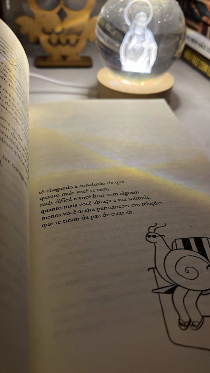 Joaorhamos's tweet photo. 📖

#livro #leituras https://t.co/P28xyLjdFK