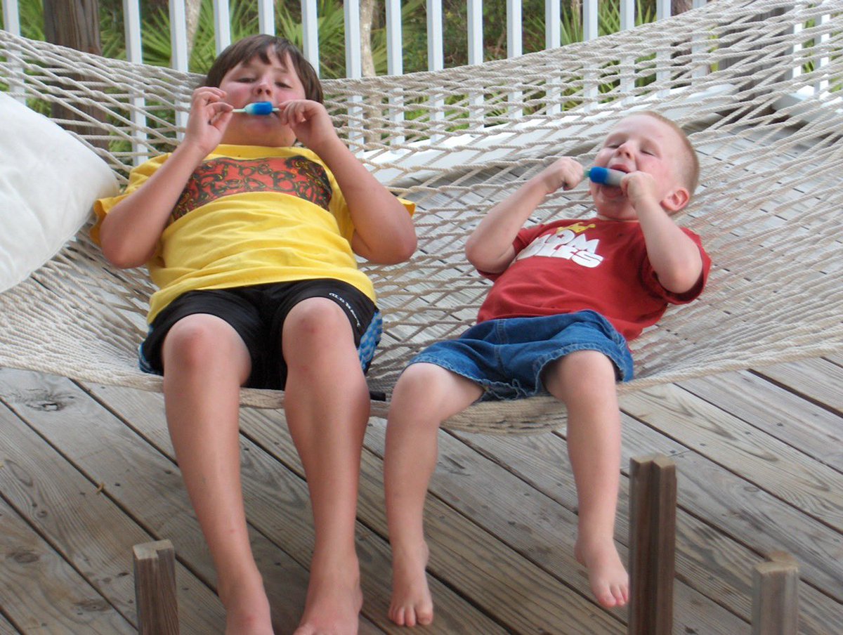 donaldnobert's tweet photo. Happy Son’s Day!
To our sons … Webster & Boone
#NationalSonsDay #Brothers #NeedAnUpdatedPhoto @WebsterNobert @BooneNobert https://t.co/LIID7SsXgd