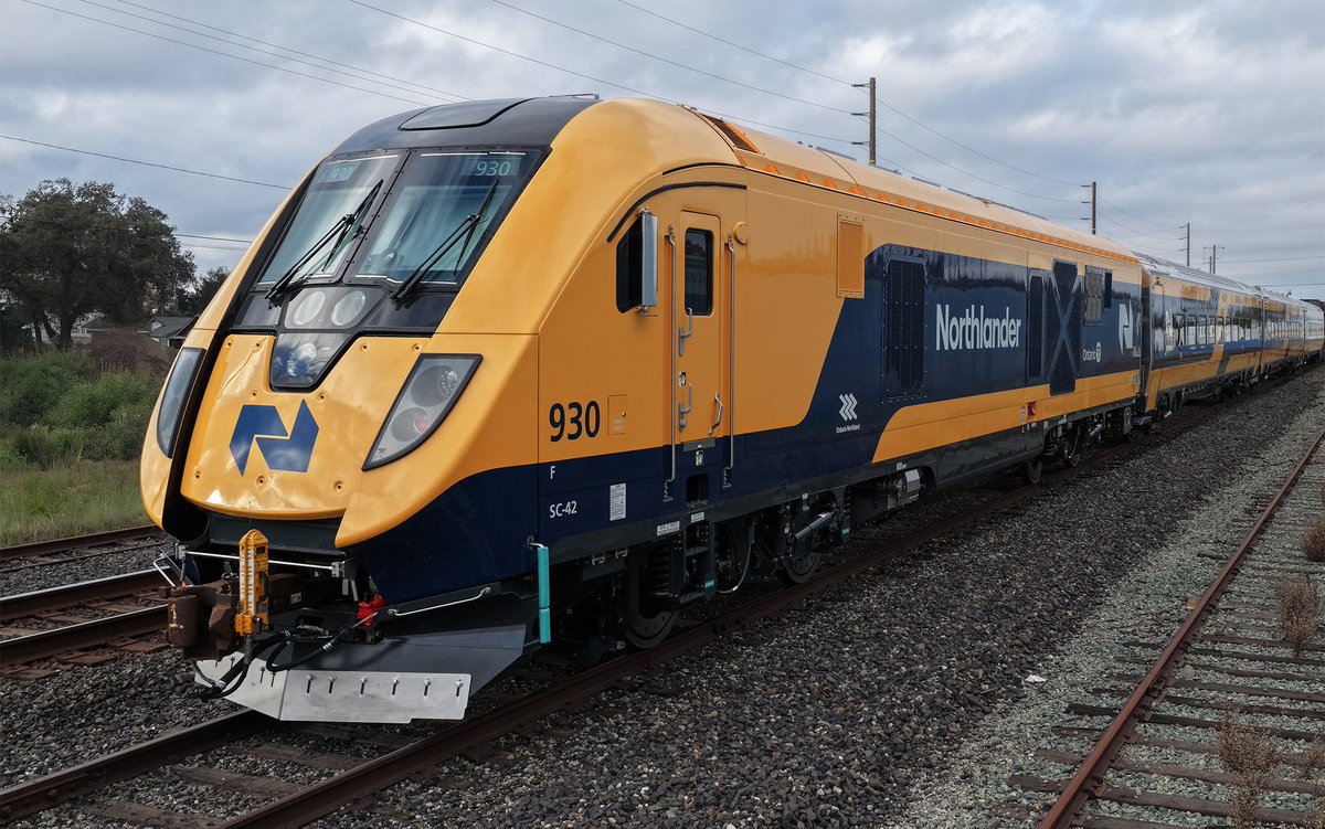 ker0senedream2's tweet photo. not to be biased or anything but canadian railway logos are so satisfying https://t.co/JV0Lz5S5VF