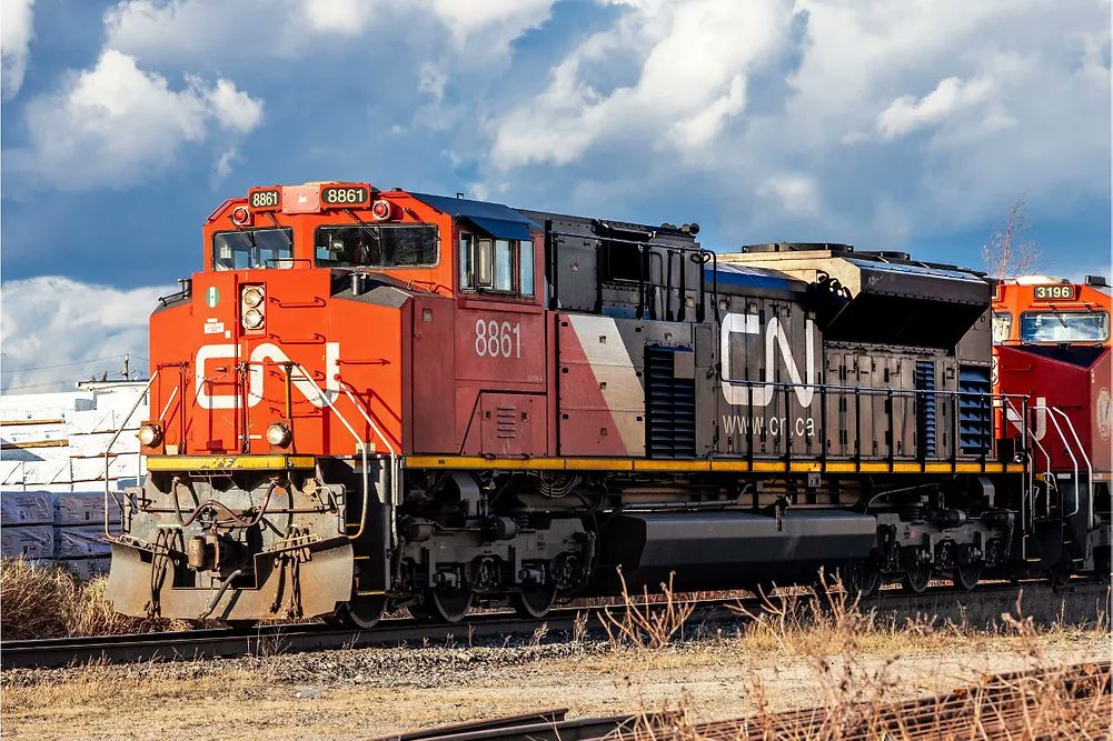 ker0senedream2's tweet photo. not to be biased or anything but canadian railway logos are so satisfying https://t.co/JV0Lz5S5VF