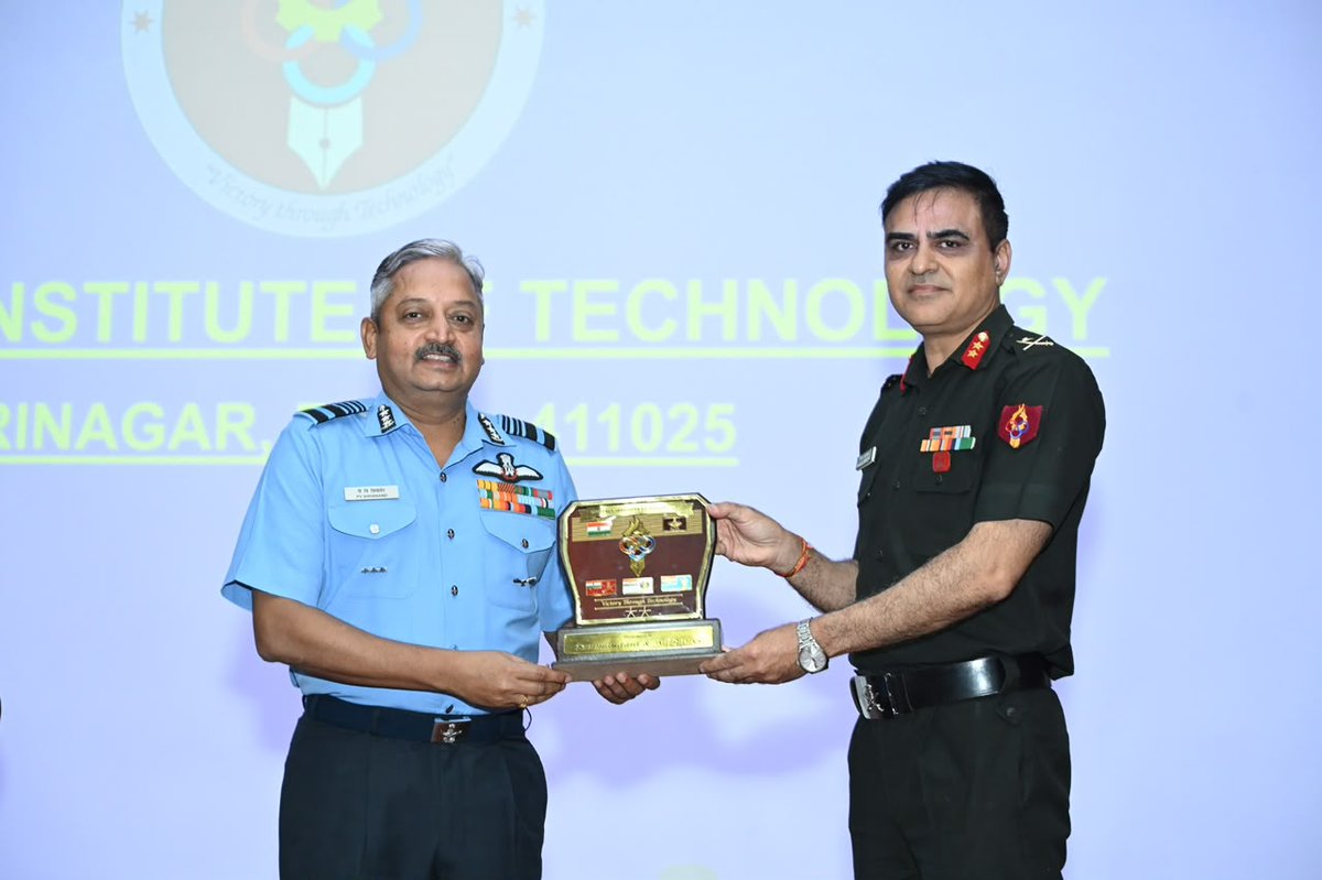 HQ_IDS_India's tweet photo. Air Marshal PV Shivanand, AOC-in-C, @SWAC_IAF, interacted with student officers of #DSTSC09 & other ongoing courses at #MILIT and delivered a talk on “Aerospace Power in South Western Theatre".

Drawing on operational experience, he shared valuable insights on Indian Air Strategy, Concept of Operations, Capabilities in Joint Operations, with lessons from #OpSindoor and contemporary conflicts.

The interaction reinforced the significance of integrating aerospace power with joint capabilities and dynamic decision-making to retain operational agility and achieve decisive effects in the evolving battlespace.

#ProfessionalMilitaryEducation #Jointness 
#AerospacePower 

@DefenceMinIndia 
@SethSanjayMP
@SpokespersonMoD
@Def_PRO_Chennai