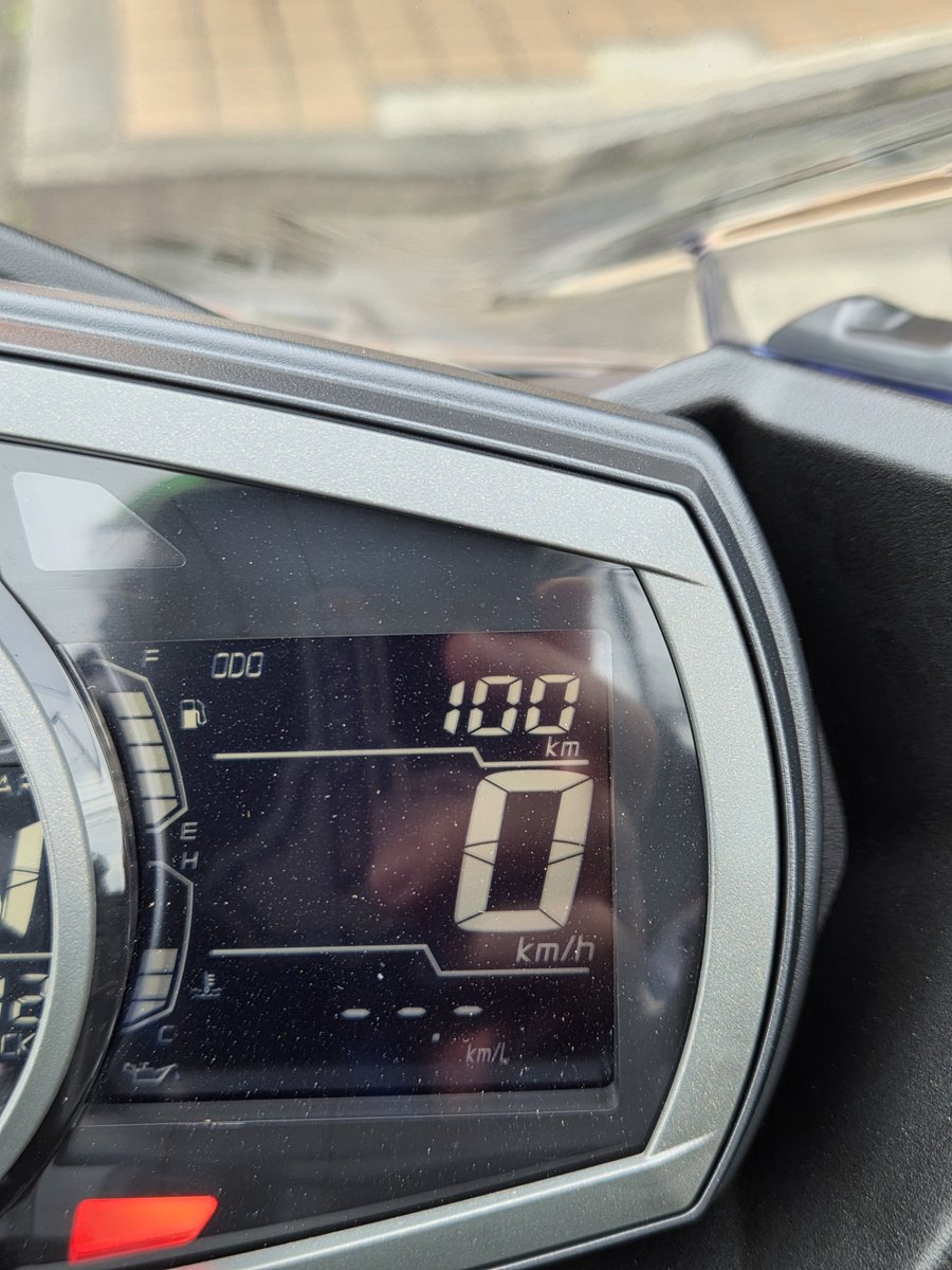 Cl_3tipe's tweet photo. 走行距離100km突破～
どんどん走ろーっと！
#Ninja400
#Ninja乗りとつながりたい https://t.co/coFLfTydUA