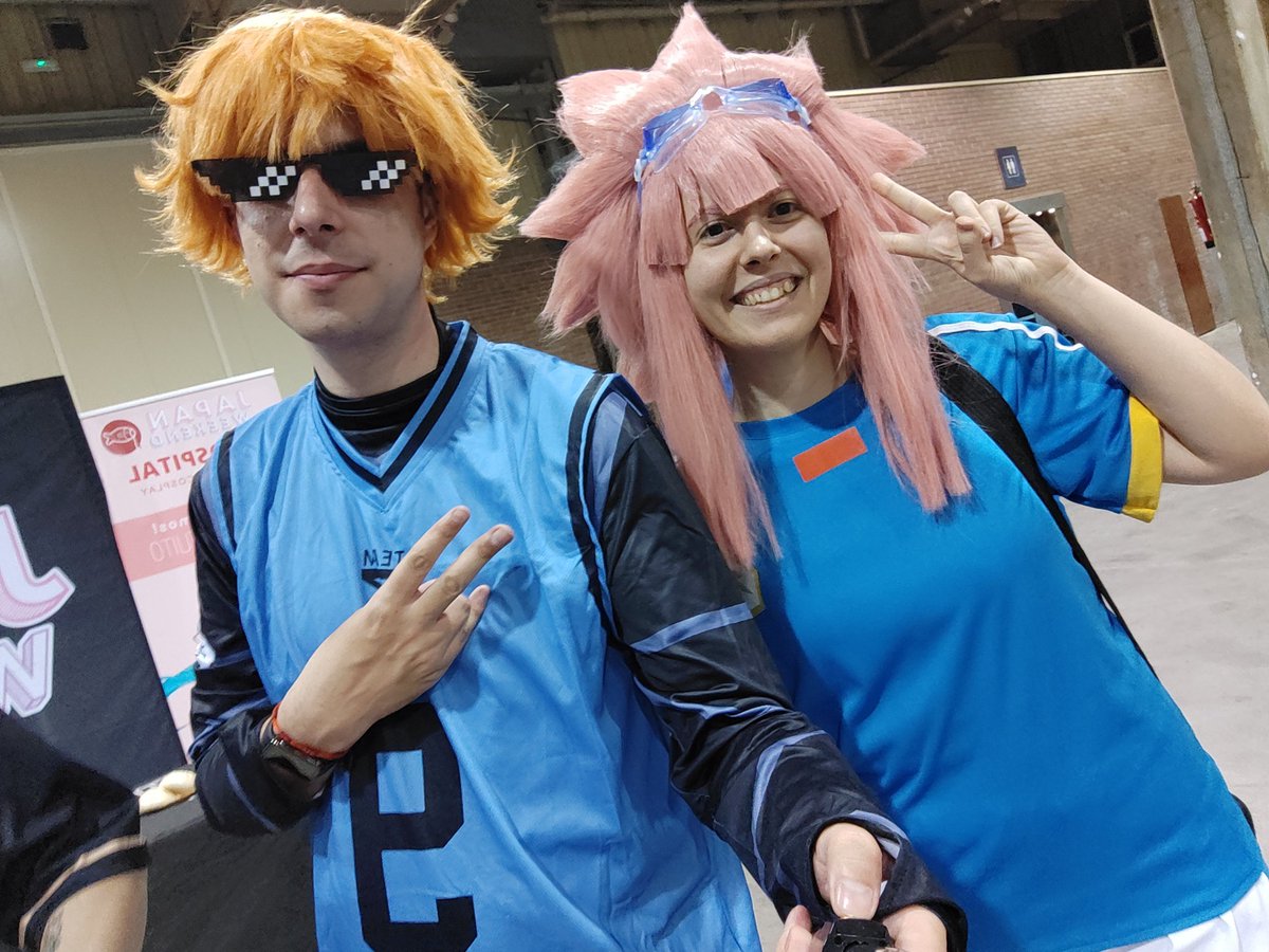 KamonCosplay's tweet photo. FELIZ CUMPLEAÑOS A LA MARAVILLOSA @Spokotome, REINA DE OTOMES Y INAZUMA.

Que pases un día fenomenal reina, muy agradecido de esta foto que nos hizo cambiar la vida, y ganas de repetir de los furbo inazumeros en noviembre 👀 https://t.co/OrXNGR2Udc