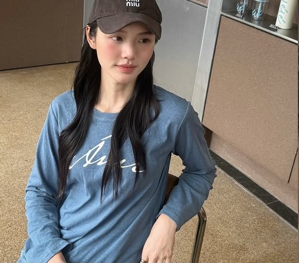 chalottys's tweet photo. this cutie 🤏🏻 https://t.co/JGuDvAk0FR