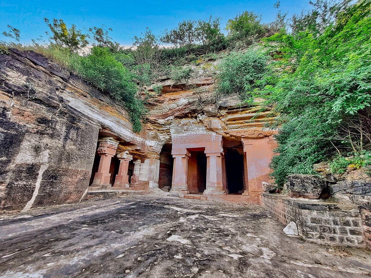 gssjodhpur's tweet photo. Bagh Cave Paintings, Madhya Pradesh

The magnificent Bagh Cave Paintings have been added to India’s @UNESCO Tentative List.

Dating to the Gupta period, the caves preserve remarkable Buddhist rock cut architecture and murals depicting royal courts, processions, musicians, dancers and scenes of social life.

They offer a rare window into the artistic and cultural life of central India nearly 1,500 years ago.