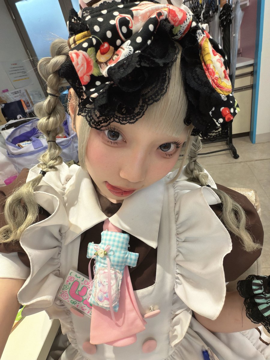 maid_neri's tweet photo. メイド服だ〜いすき♫ https://t.co/O0YNWVn1yi