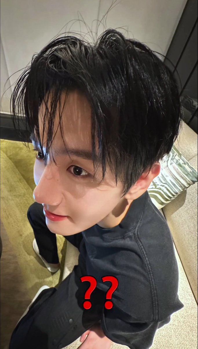 1992inlove's tweet photo. soooo pretty baekhyun ㅠㅠㅠㅠㅠㅜㅠㅠㅠ https://t.co/QS24GVWW66