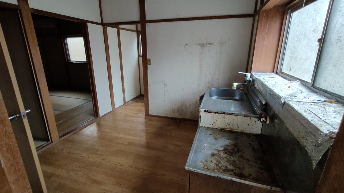 Y_User_A's tweet photo. Q：最近なにしてんの？
A：こんなこと https://t.co/QR91rP178Y