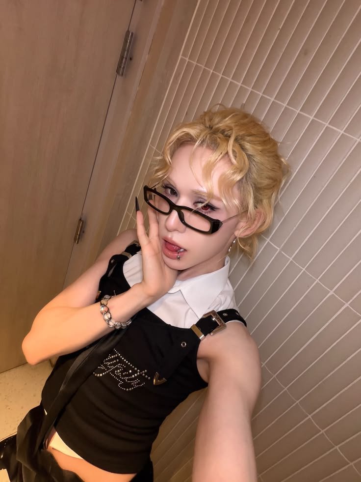 moonilixx's tweet photo. hear me out.. #bangmuti https://t.co/HmBNIq61CW