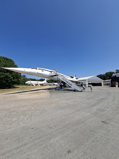 UKBorderWatch's tweet photo. A 92-year-old engineer made her dad’s VC10 years real.

At Brooklands Museum near London, my friend meets the former flight engineer aboard the jet her dad once crewed.

He explains its crowded control panel; rear engines made the cabin unusually quiet.

Precious memories, still speaking.